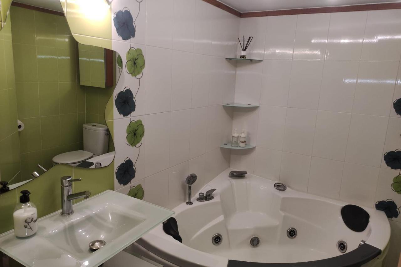 Apartamento A&C Onís エクステリア 写真